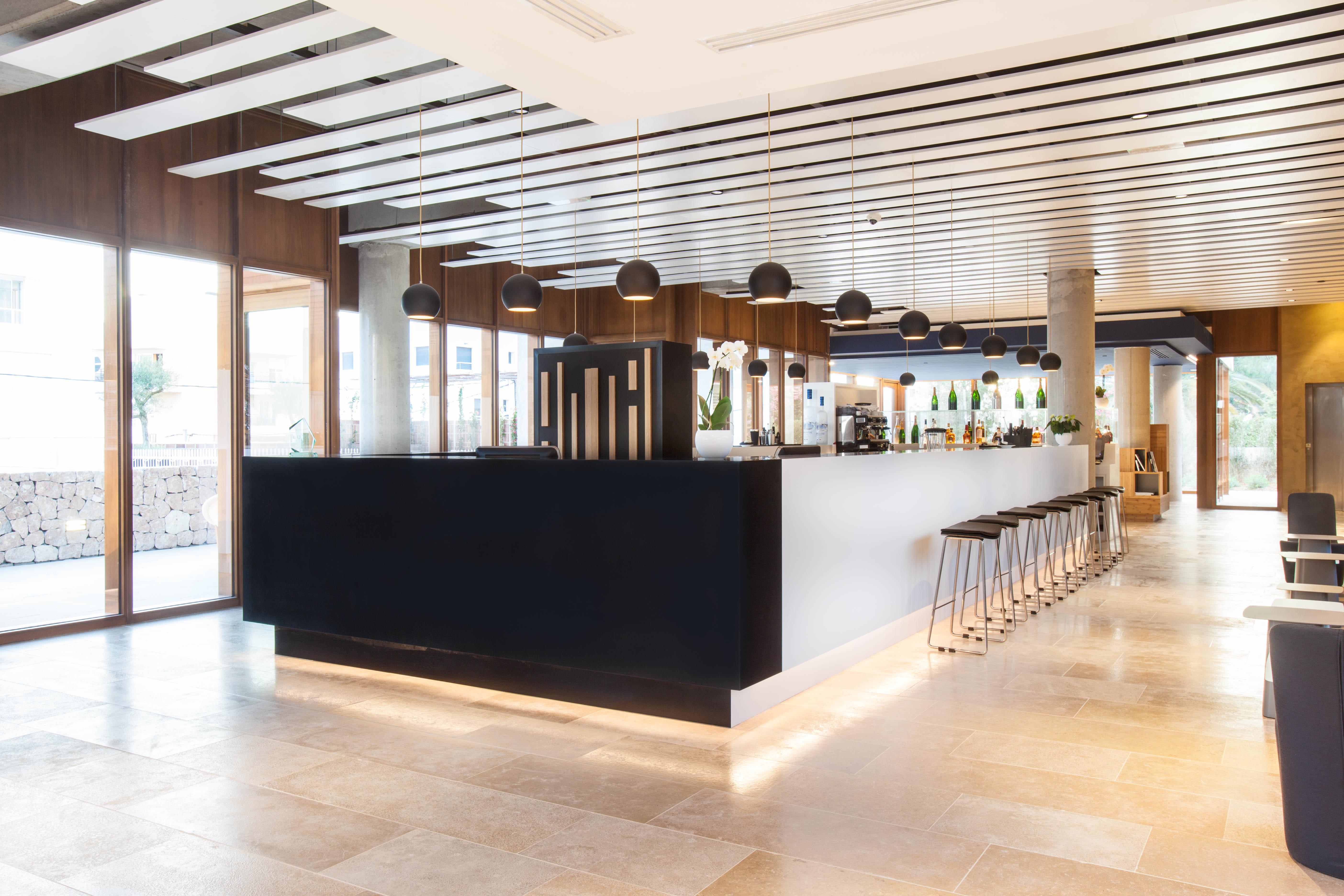 Ocean Drive Hotel